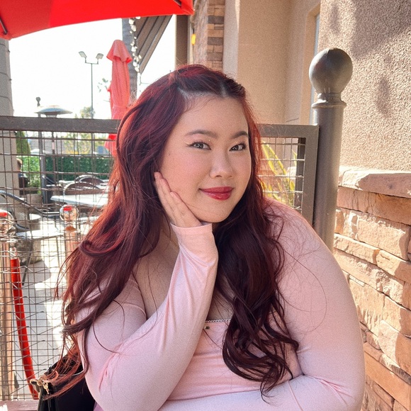 •About this closet• - Picture 3 of 5